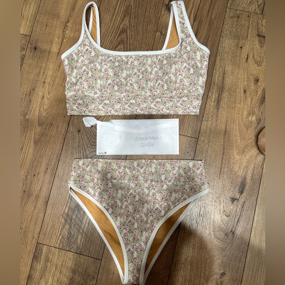Lainsnow Spoon flower XL top and bottom